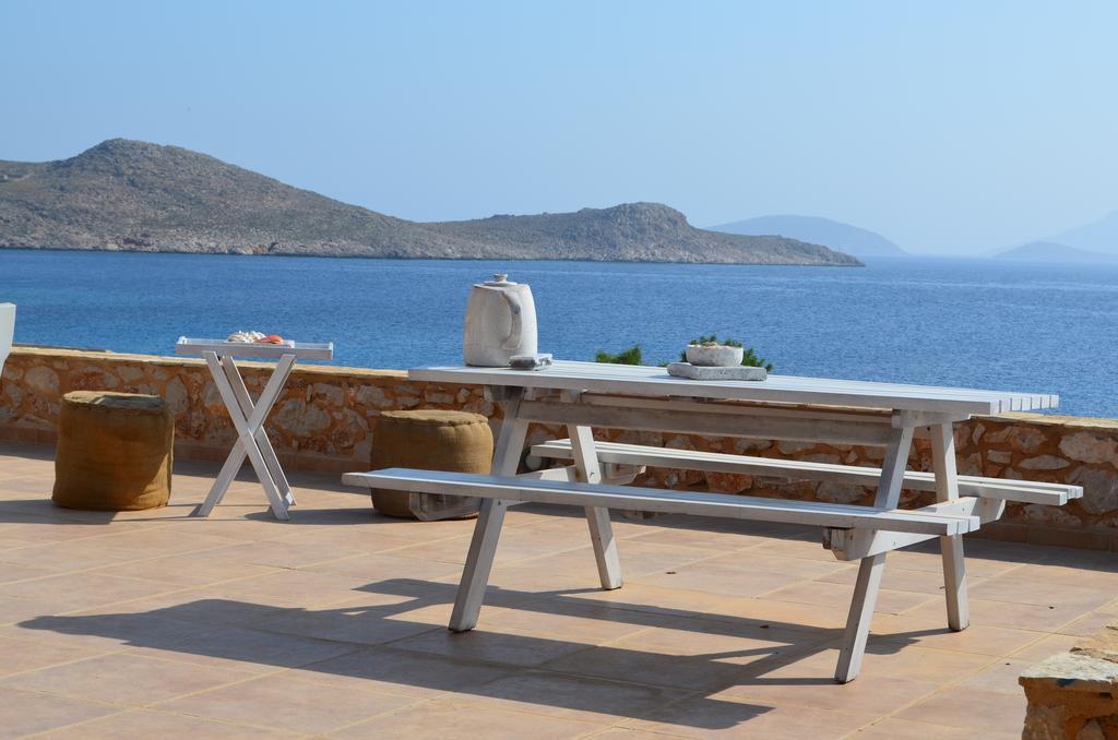 Villa Aristoteles Chalki Town Camera foto
