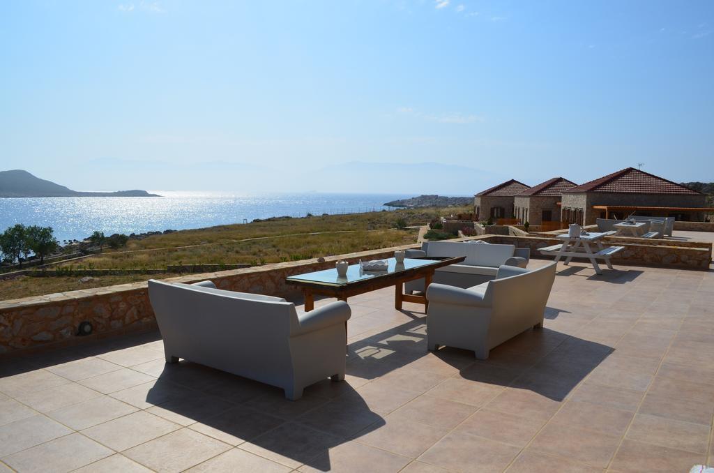 Villa Aristoteles Chalki Town Esterno foto